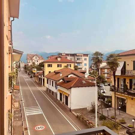 Luxury On The Lake Appartement *